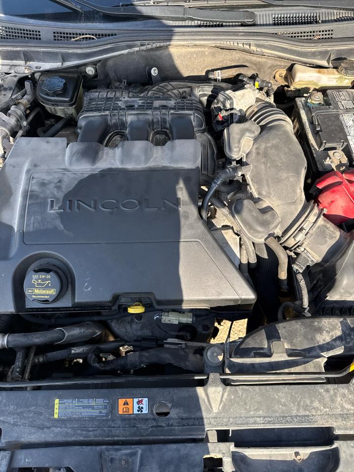 Lincoln MKZ 4dr Sdn FWD 2012