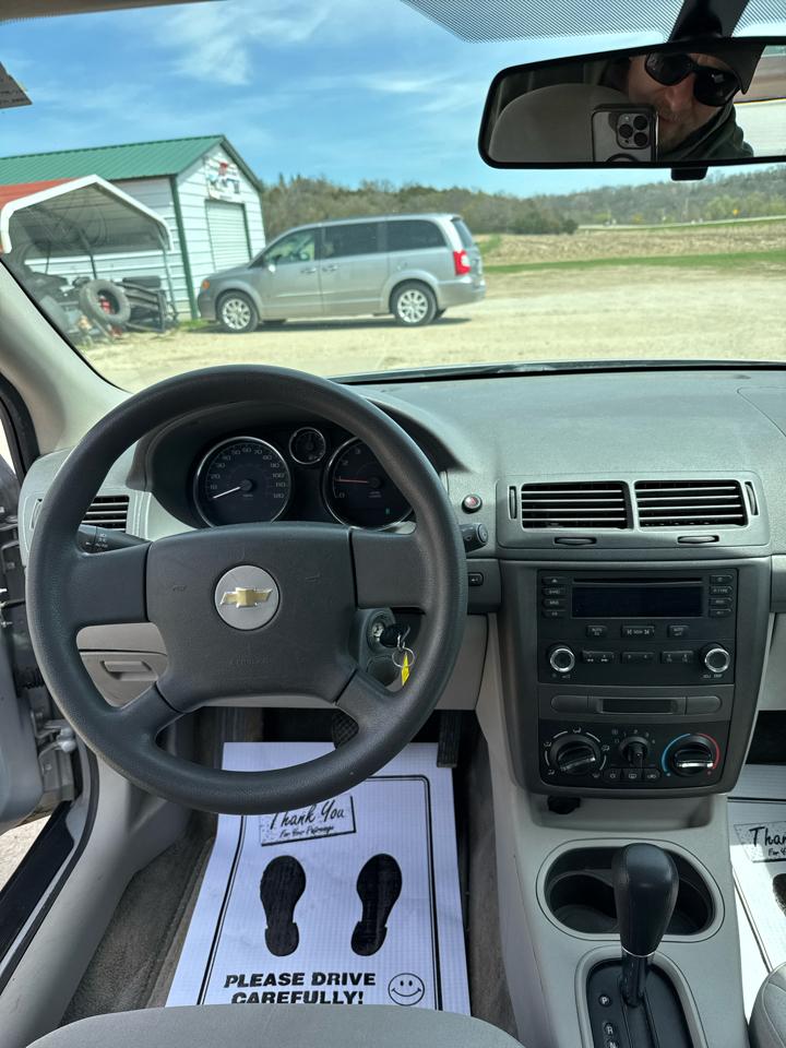 Chevrolet Cobalt 4dr Sdn 2005