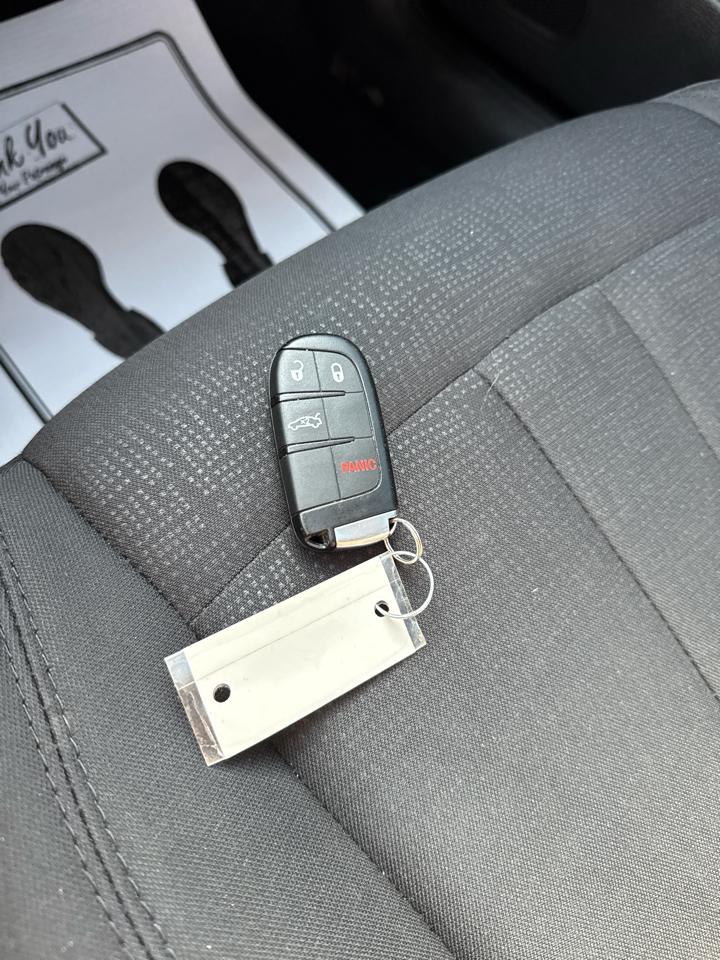 Chrysler 200 4dr Sdn Limited FWD 2016