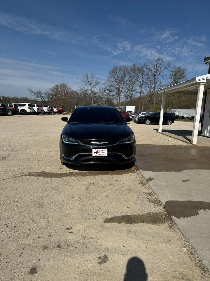 Chrysler 200 4dr Sdn Limited FWD 2016