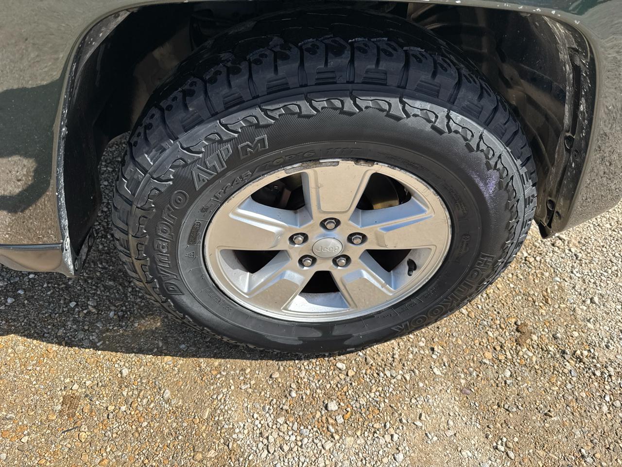 Jeep Liberty 4WD 4dr Sport 2010