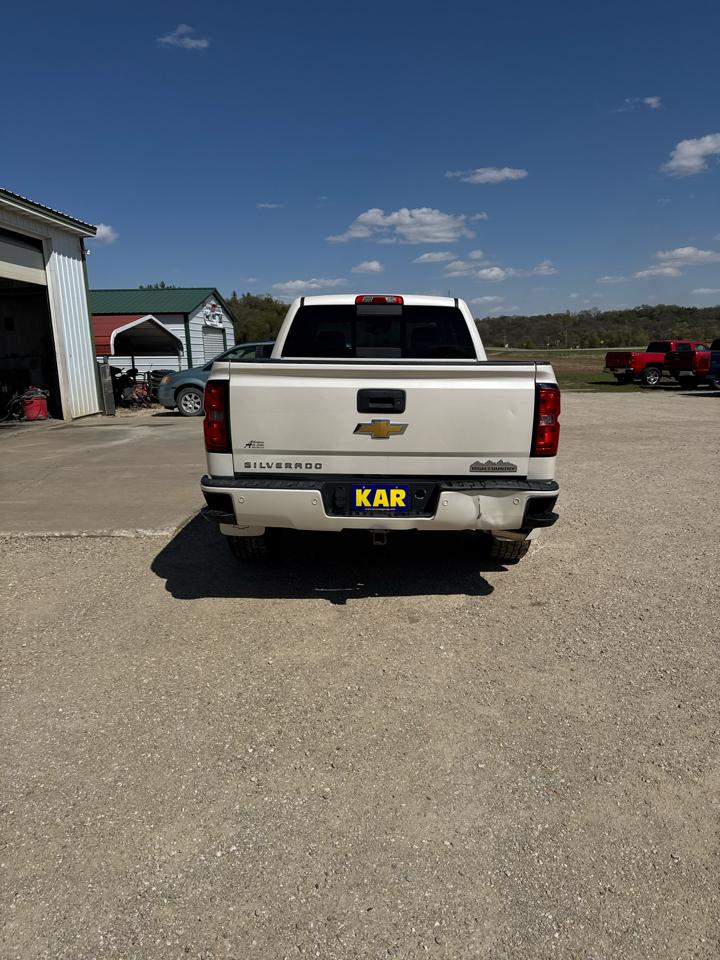 Chevrolet Silverado 1500 4WD Crew Cab 153.0" High Country 2014