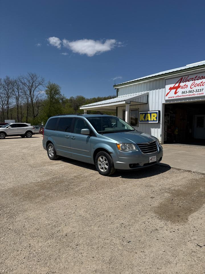 Chrysler Town & Country 4dr Wgn Touring 2010