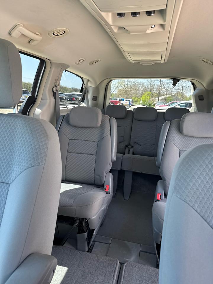Chrysler Town & Country 4dr Wgn Touring 2010