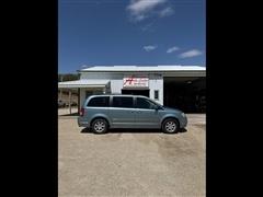 2010 Chrysler Town & Country 