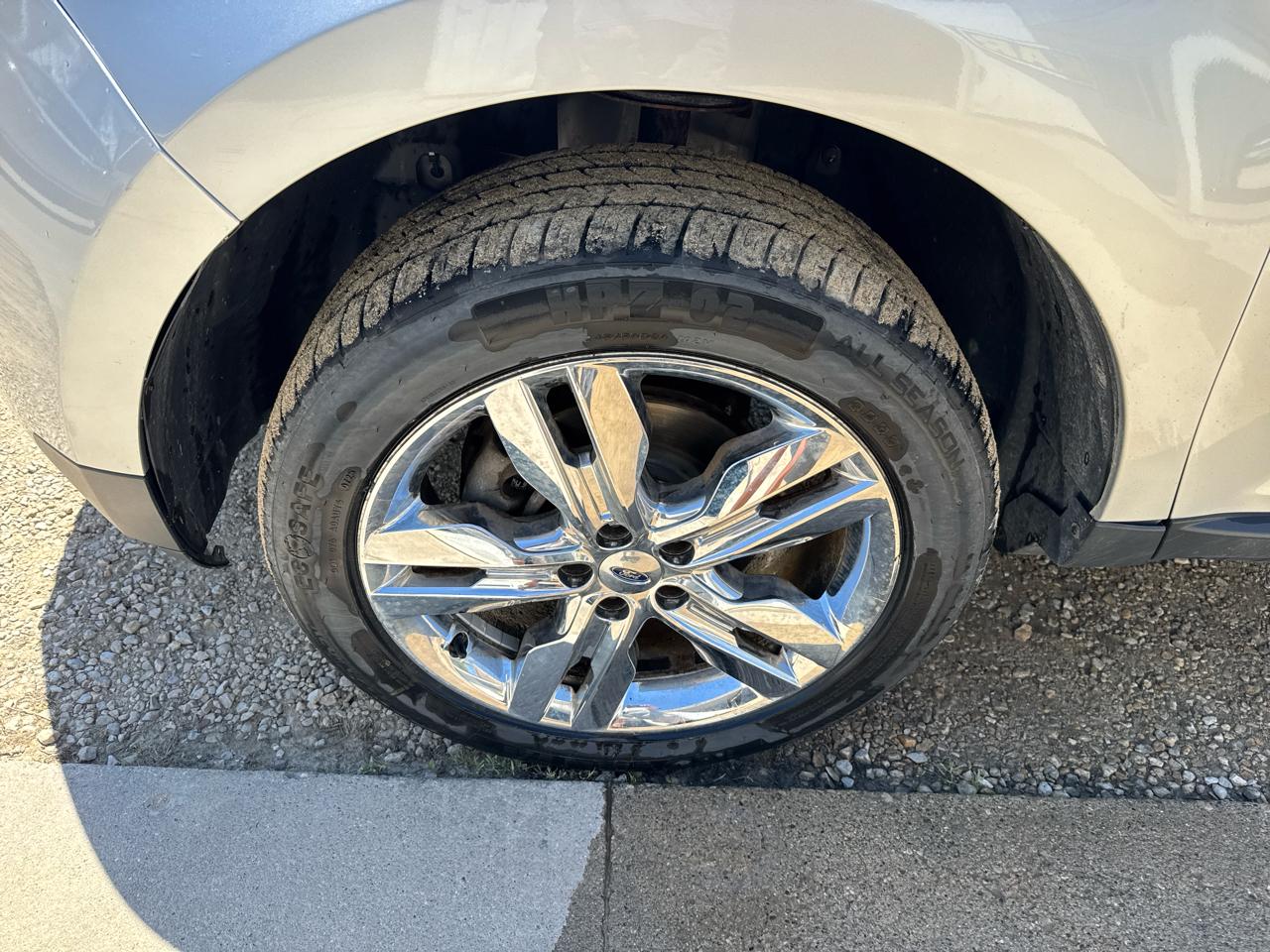 Ford Edge 4dr Limited AWD 2013
