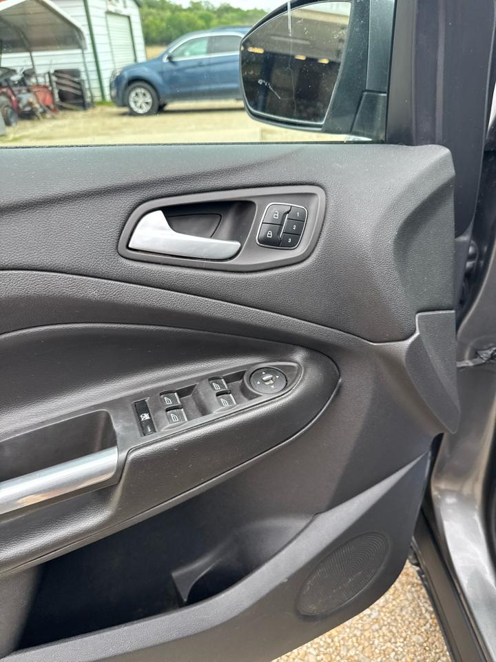 Ford Escape 4WD 4dr Titanium 2014