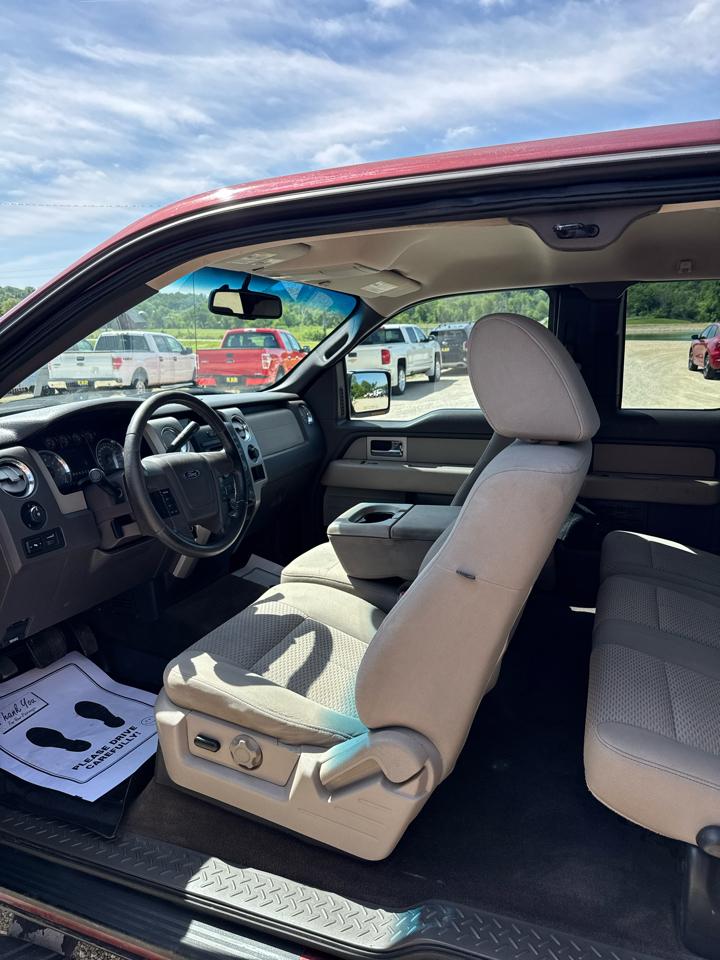 Ford F-150 4WD SuperCab 133" XLT 2009