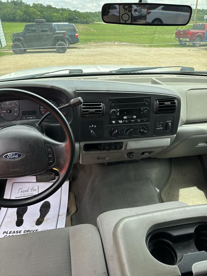 Ford Super Duty F-250 Supercab 142" Lariat 4WD 2005