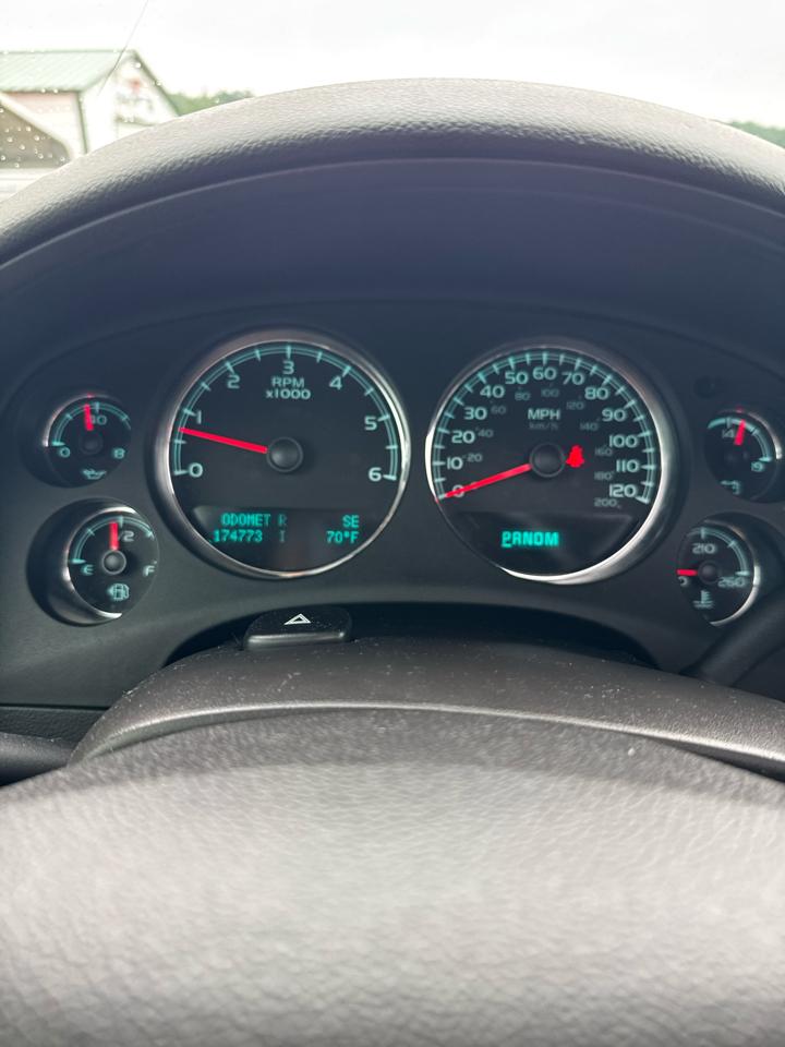 Chevrolet Tahoe 4WD 4dr 1500 LT 2013