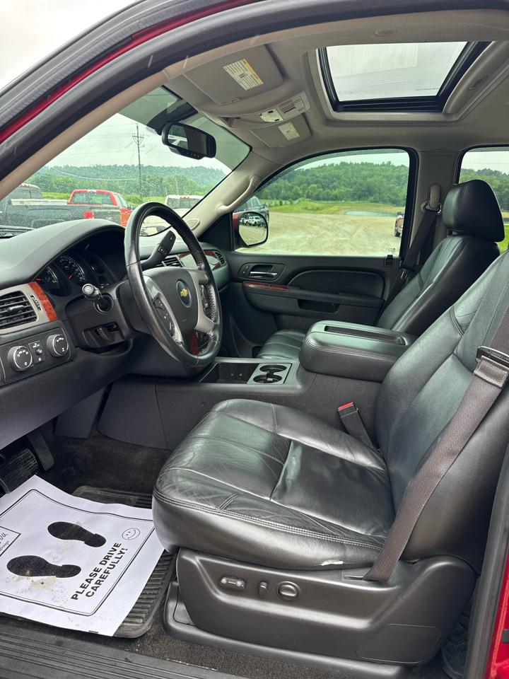 Chevrolet Tahoe 4WD 4dr 1500 LT 2013