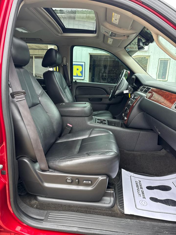 Chevrolet Tahoe 4WD 4dr 1500 LT 2013