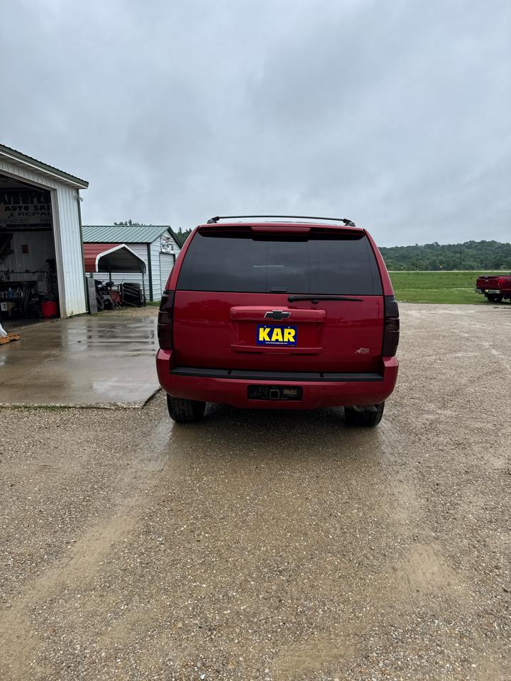 Chevrolet Tahoe 4WD 4dr 1500 LT 2013