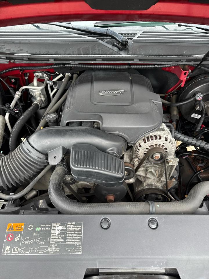 Chevrolet Tahoe 4WD 4dr 1500 LT 2013
