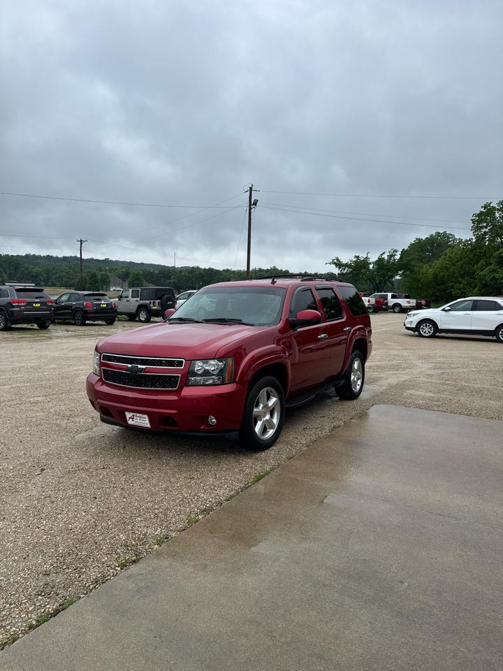 Chevrolet Tahoe 4WD 4dr 1500 LT 2013