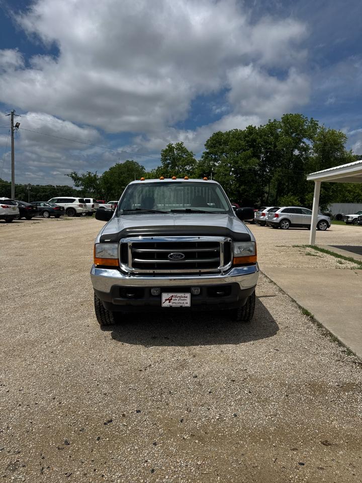 Ford Super Duty F-250 Reg Cab 137" XLT 4WD 2001