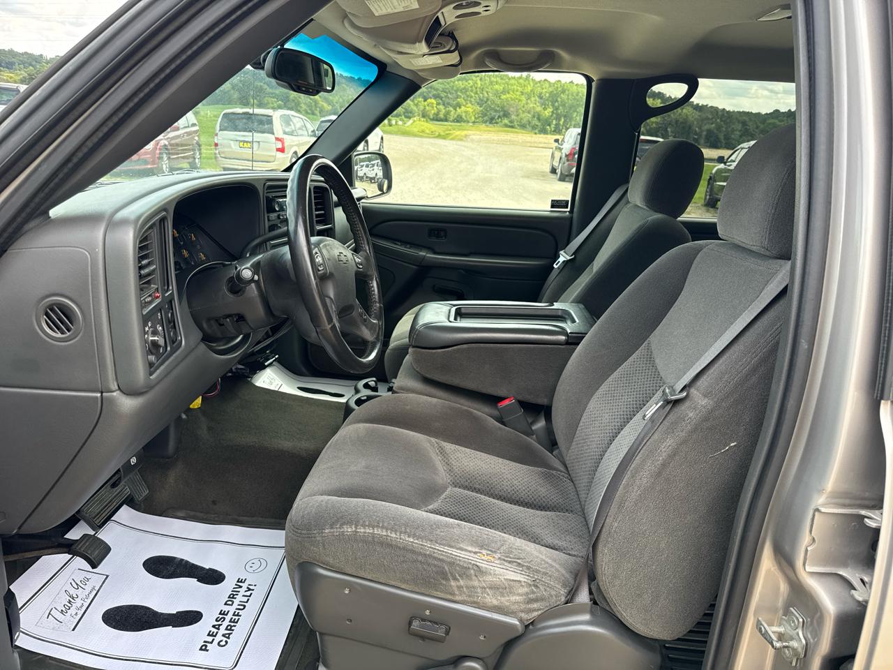 Chevrolet Silverado 1500 Crew Cab 143.5" WB LS 2005