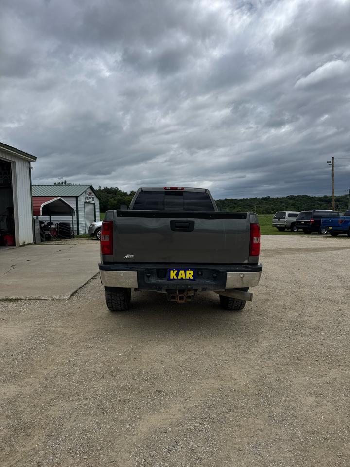 Chevrolet Silverado 2500HD LTZ Crew Cab Long Box 4WD 2011