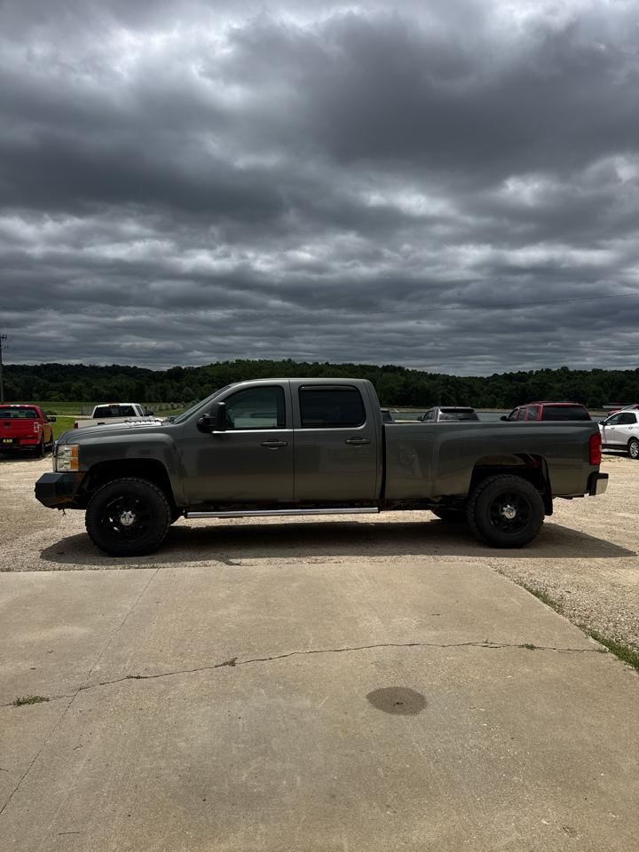 Chevrolet Silverado 2500HD LTZ Crew Cab Long Box 4WD 2011