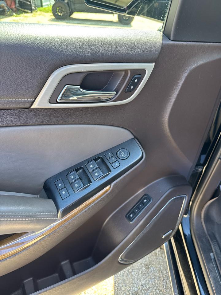 GMC Yukon XL 4WD 4dr Denali 2015