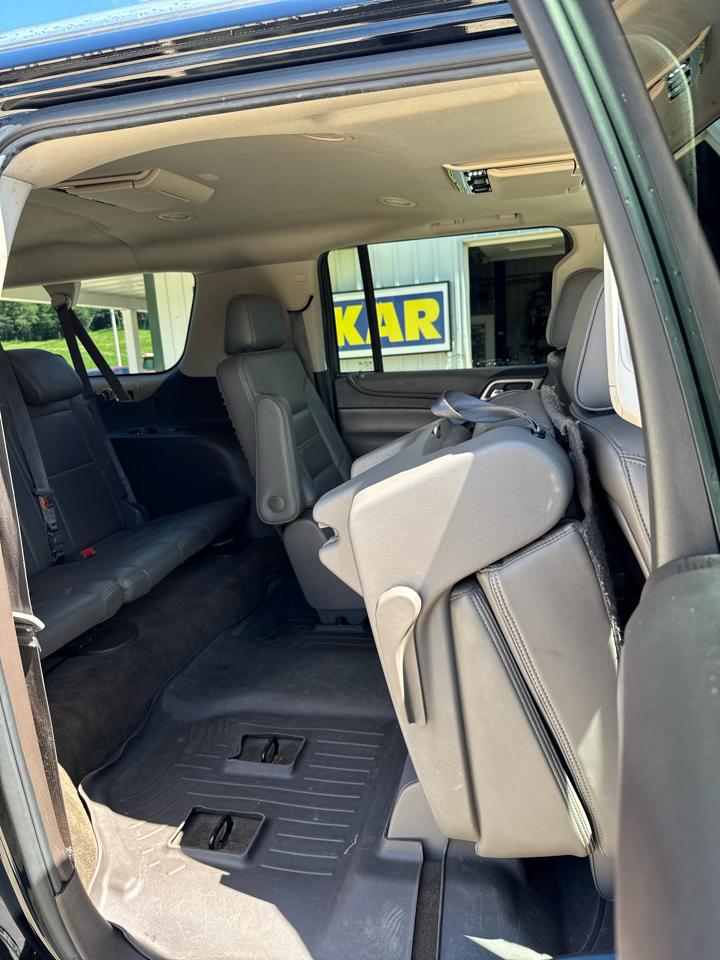 GMC Yukon XL 4WD 4dr Denali 2015
