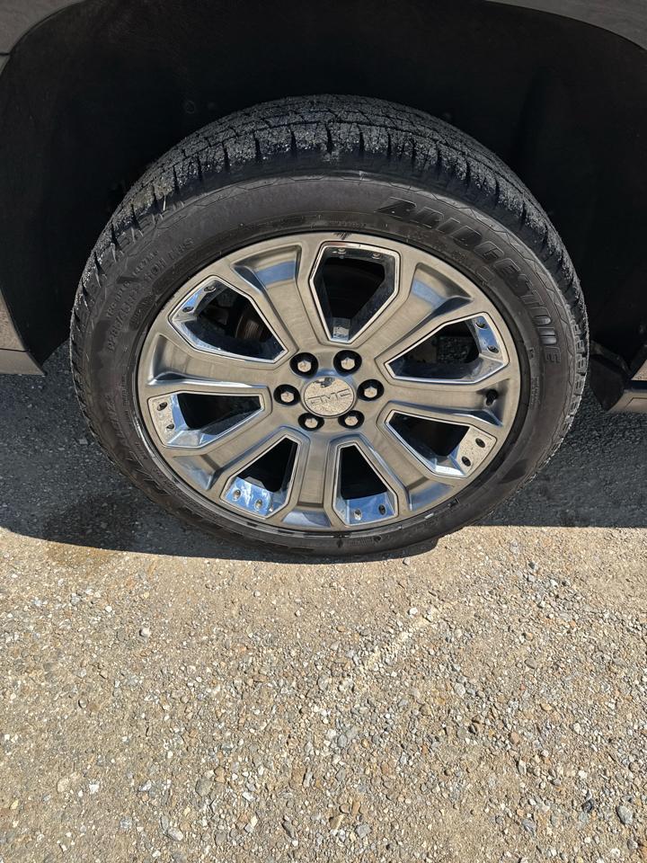 GMC Yukon XL 4WD 4dr Denali 2015