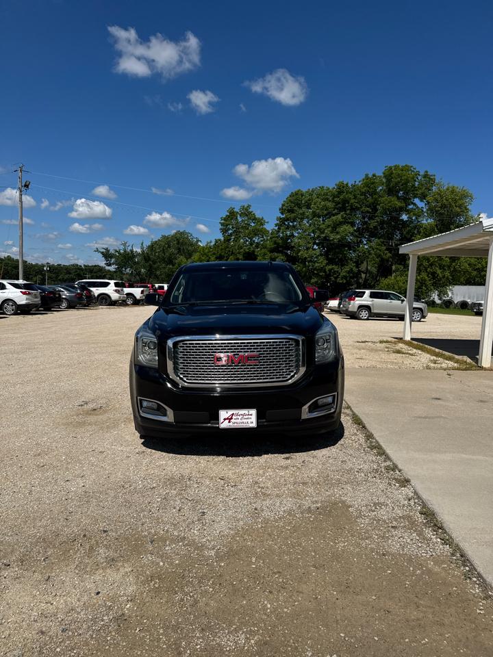 GMC Yukon XL 4WD 4dr Denali 2015