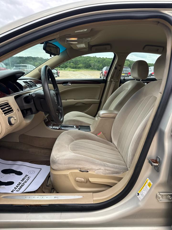Buick Lucerne 4dr Sdn V6 CX 2007