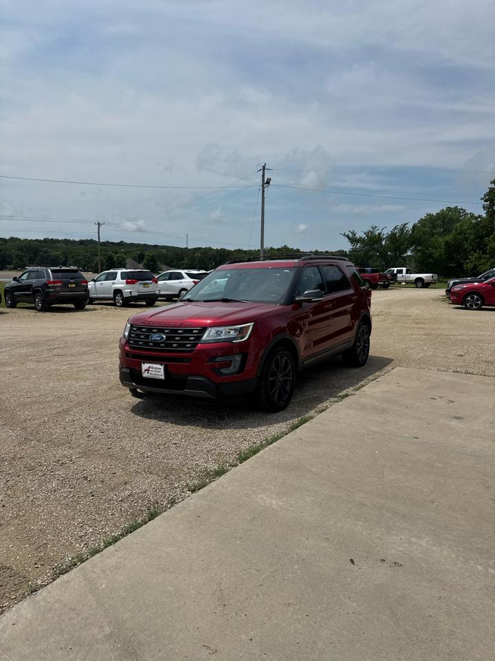 Ford Explorer 4dr XLT 4WD 2017