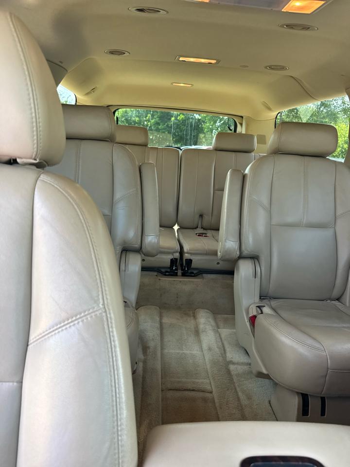 GMC Yukon XL Denali AWD 4dr 1500 2007