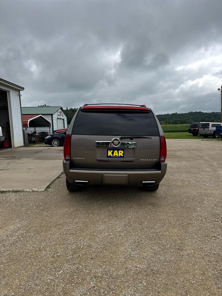 Cadillac Escalade AWD 4dr Platinum 2014