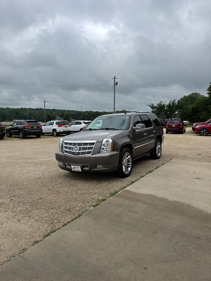 Cadillac Escalade AWD 4dr Platinum 2014