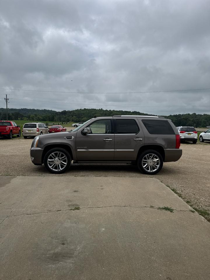 Cadillac Escalade AWD 4dr Platinum 2014
