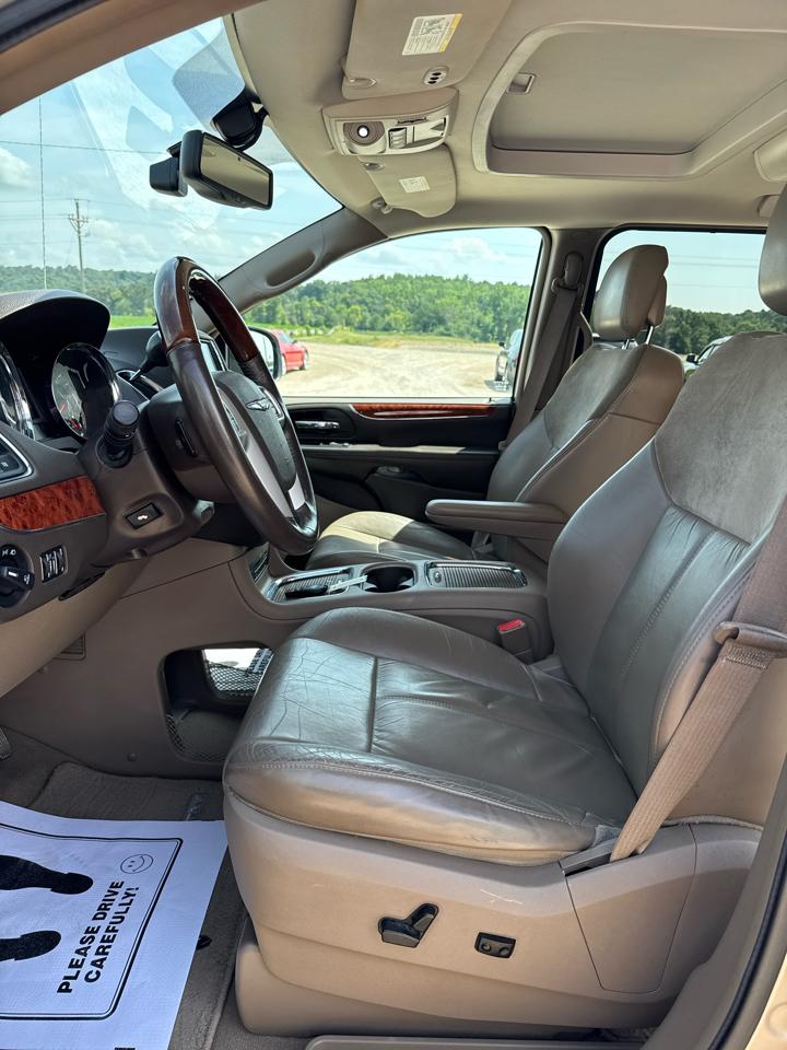 Chrysler Town & Country 4dr Wgn Limited 2016