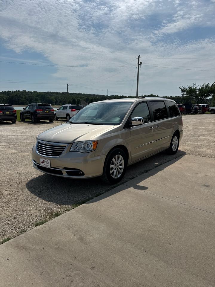 Chrysler Town & Country 4dr Wgn Limited 2016