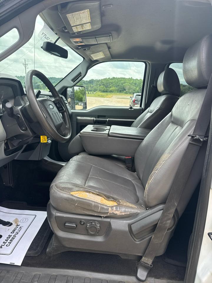 Ford Super Duty F-350 SRW XLT 4WD Crew Cab 8' Box 2011