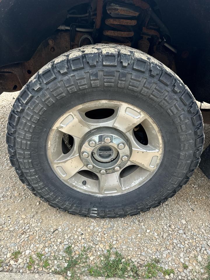 Ford Super Duty F-350 SRW XLT 4WD Crew Cab 8' Box 2011