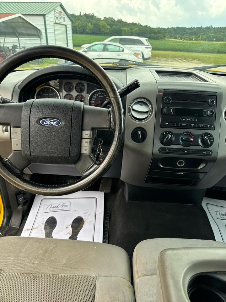 Ford F-150 XLT SuperCrew Short Bed 4WD 2004