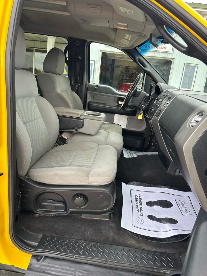 Ford F-150 XLT SuperCrew Short Bed 4WD 2004