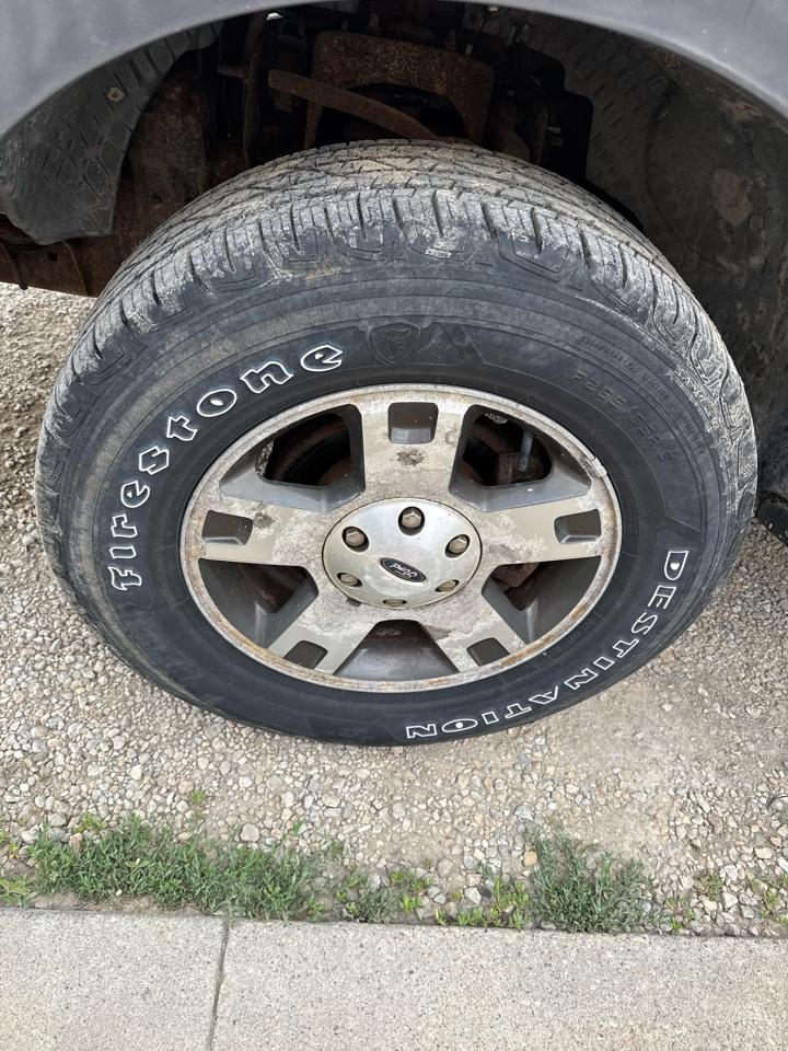 Ford F-150 XLT SuperCrew Short Bed 4WD 2004