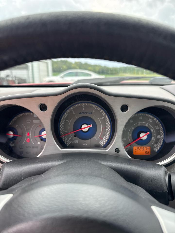 Nissan 350Z 2dr Cpe Touring Auto 2004