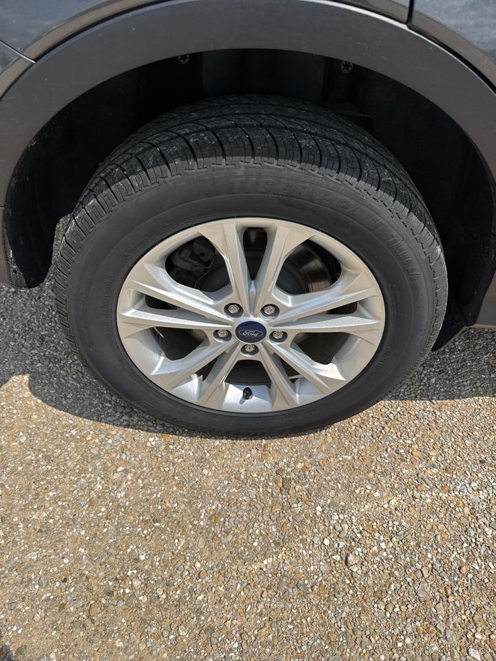 Ford Escape SE 4WD 2017