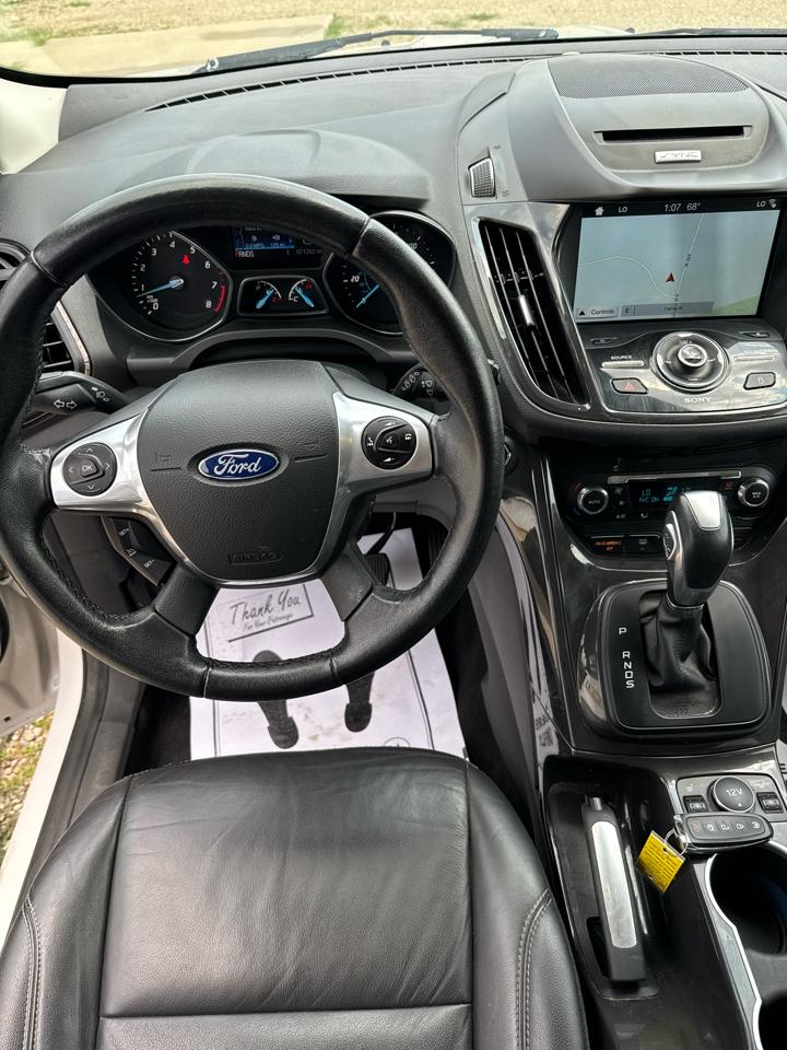 Ford Escape 4WD 4dr Titanium 2016