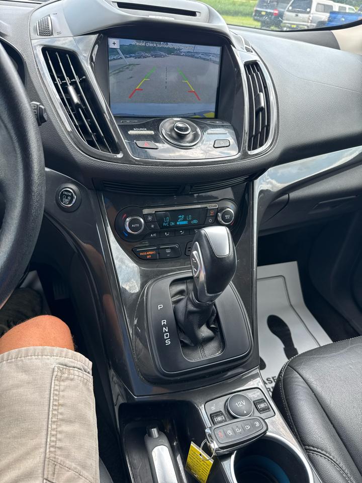Ford Escape 4WD 4dr Titanium 2016