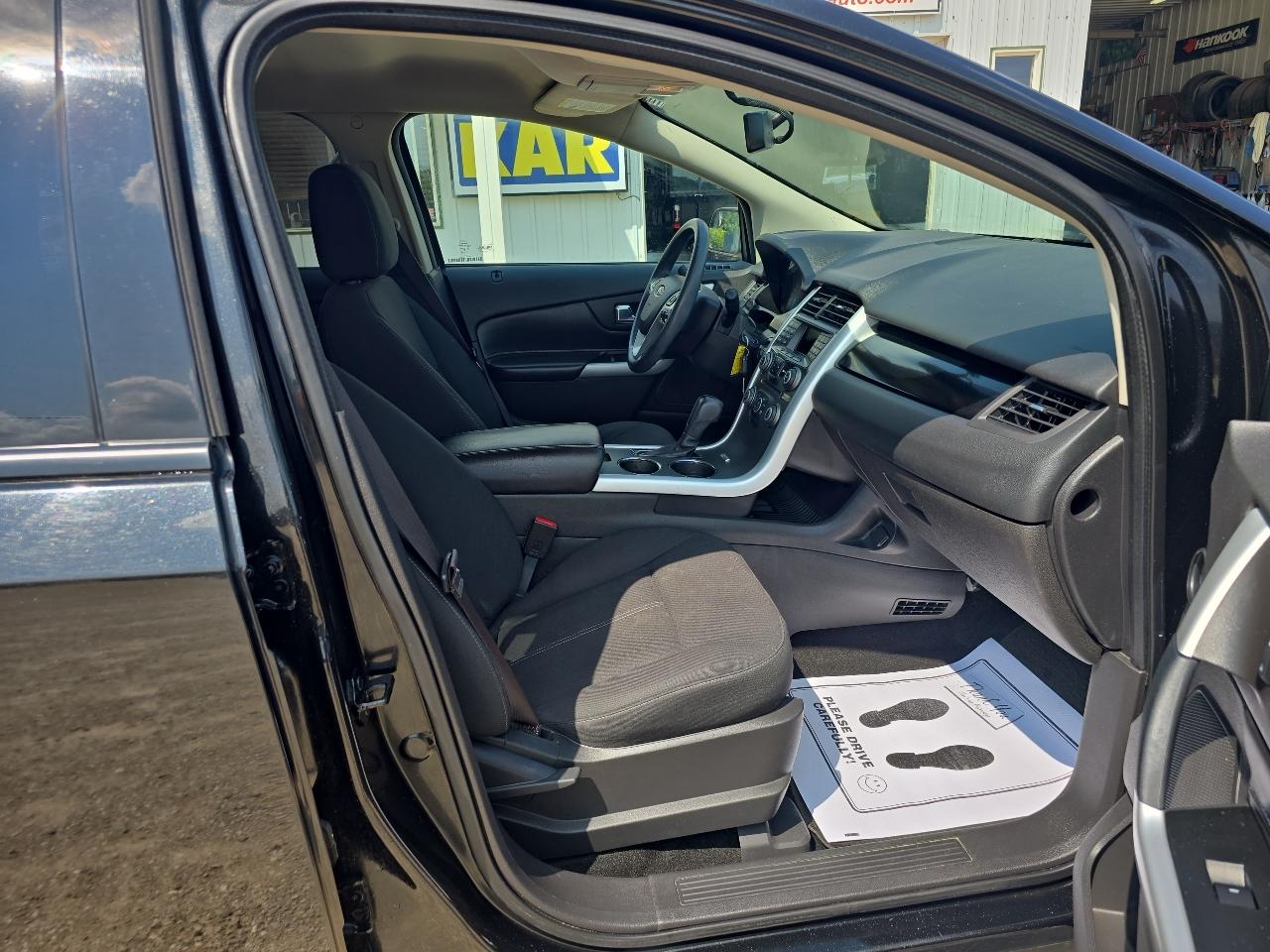 Ford Edge 4dr SE FWD 2013
