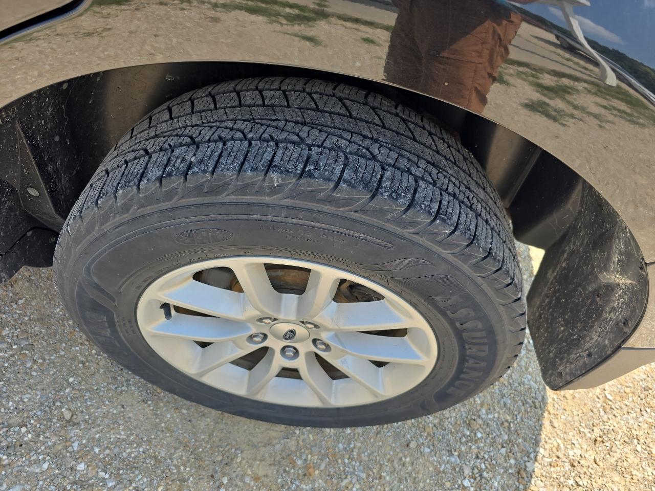 Ford Edge 4dr SE FWD 2013