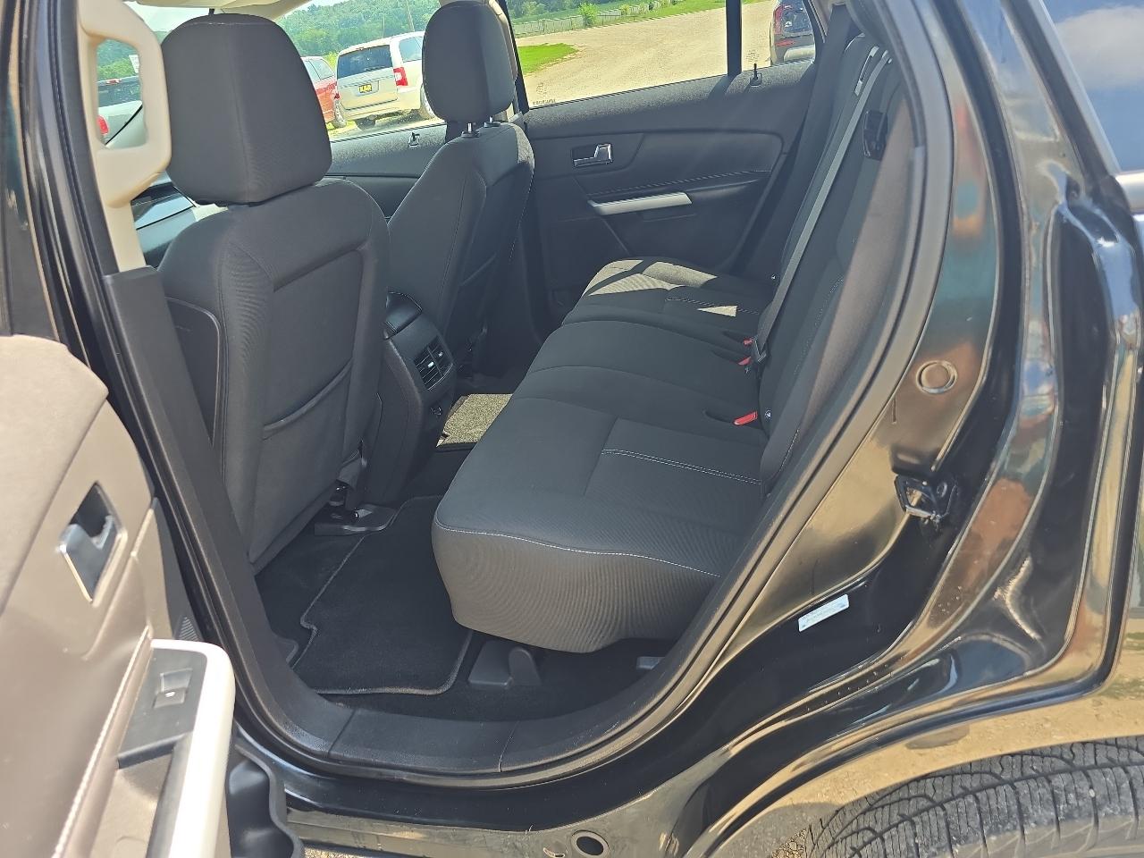 Ford Edge 4dr SE FWD 2013