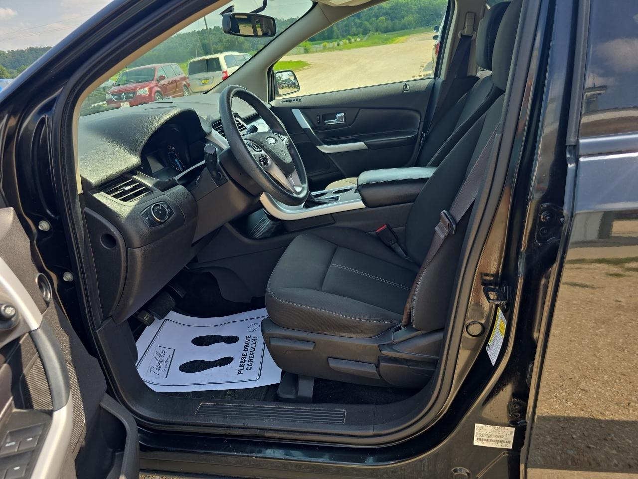 Ford Edge 4dr SE FWD 2013