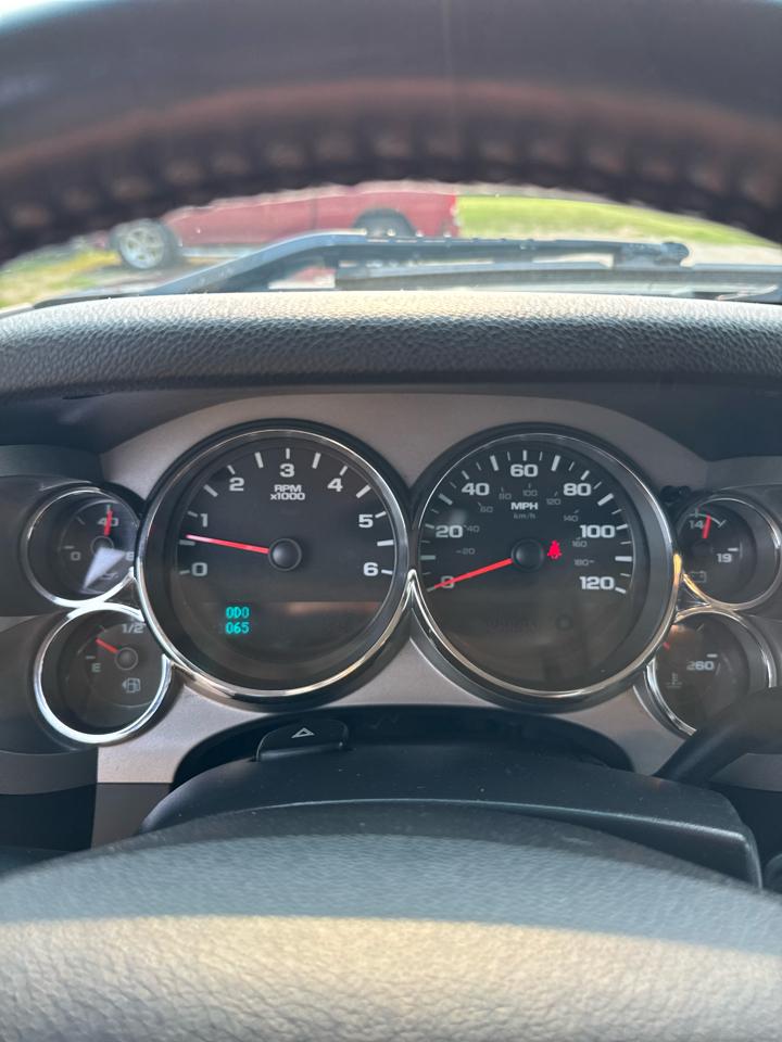 Chevrolet Silverado 1500 4WD Ext Cab 143.5" LT 2011