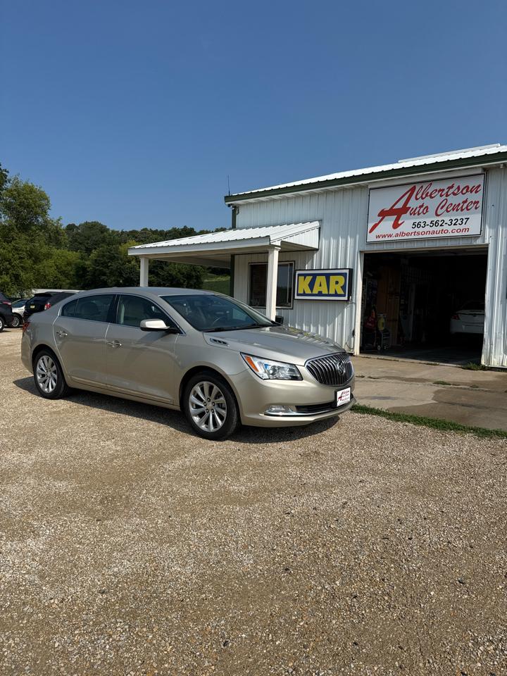 Buick LaCrosse 4dr Sdn Base FWD 2016